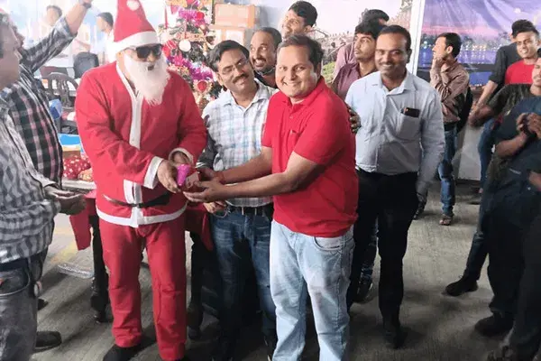 Christmas celebrations at the Everest Fleet hub
